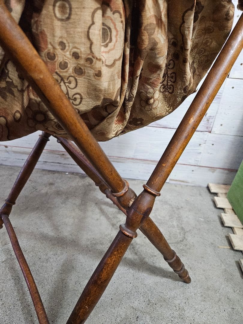 フランスアンティーク ソーイングスタンド 木製×ファブリック フリンジ