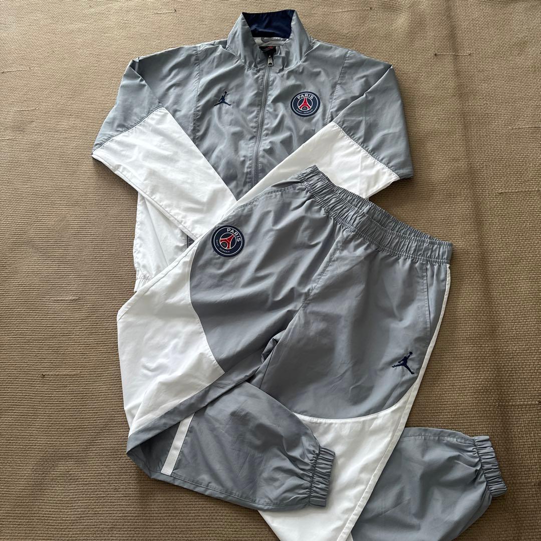 ジョーダン✖️パリサンジェルマン セットアップ - メルカリ