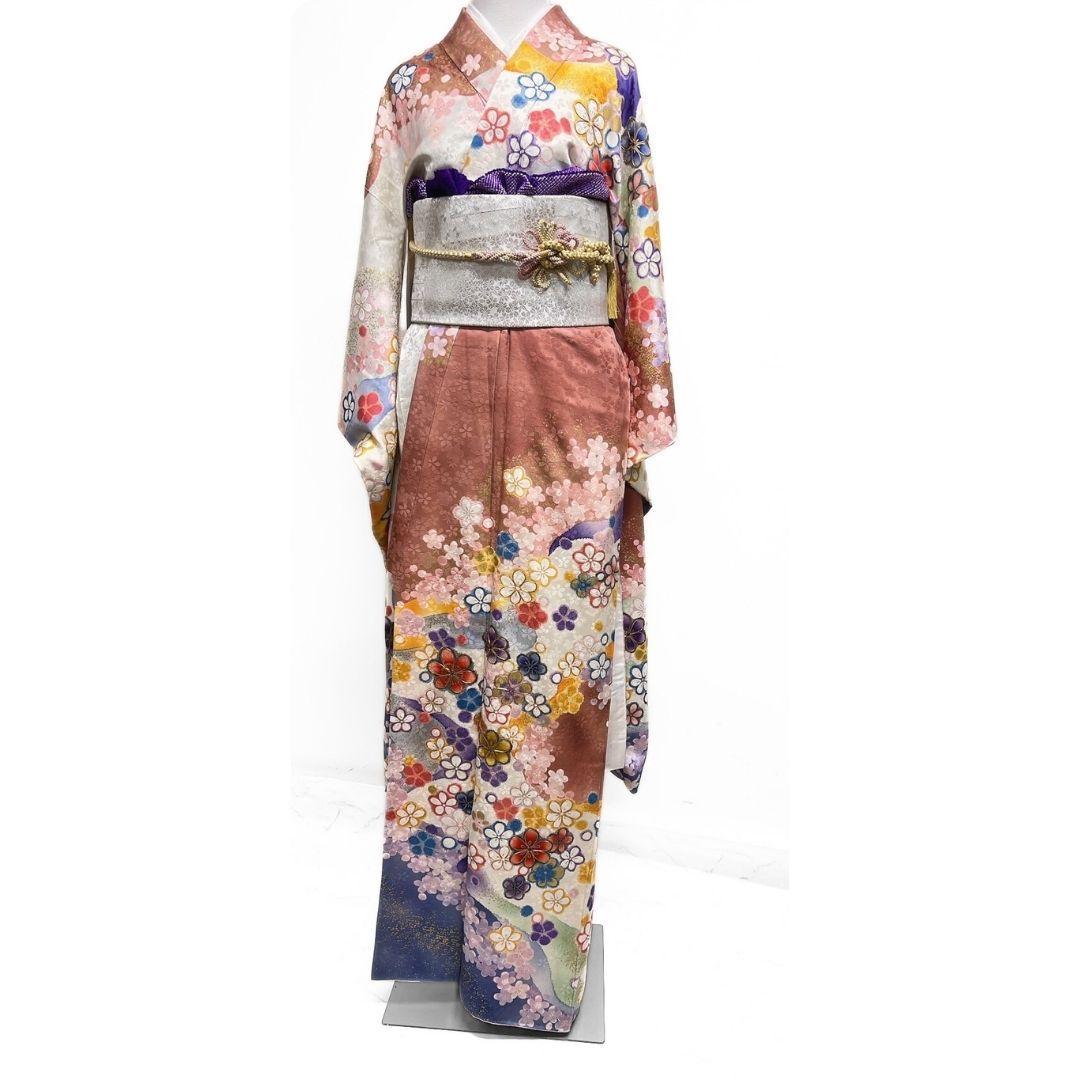 金駒刺繍 金彩 花模様 梅花 振袖 着物 013a p - メルカリ