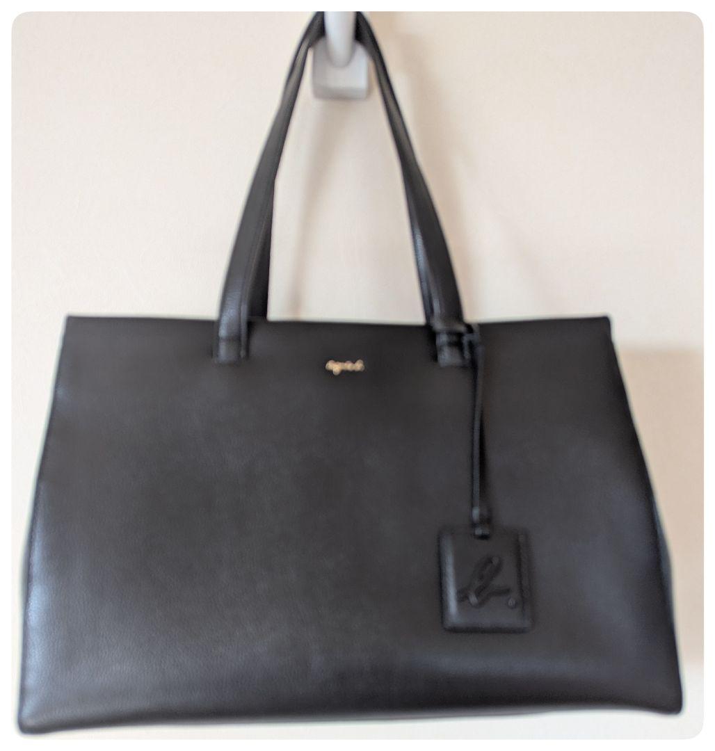 【美品】agnes b.アニエスベーボヤージュ　ブラックレザートートバッグ agnes b.（アニエスベー） ボヤージュ トートバッグ レザー 鞄 カバン