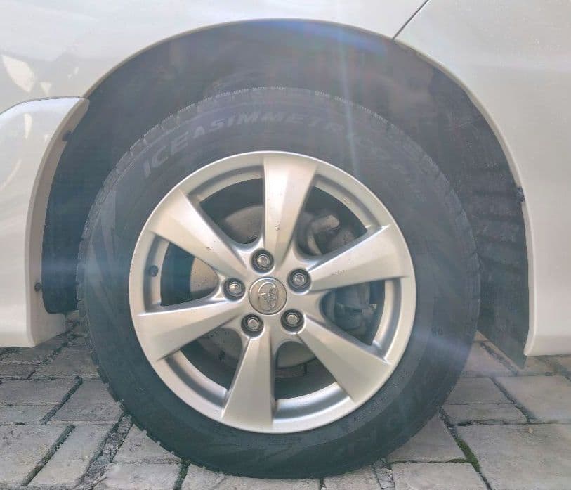 トヨタ 17インチ 純正ホイール＆スタッドレスタイヤセット　215/60/R17