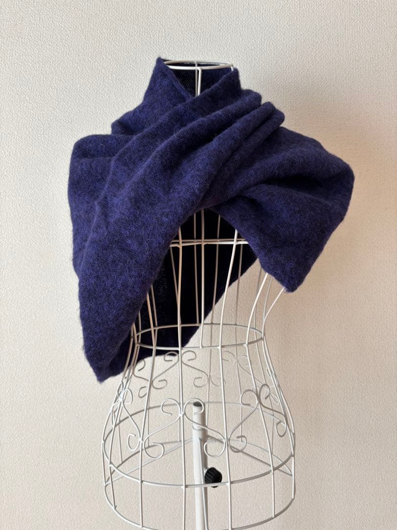 ヨーガンレール JURGEN LEHLウールスヌード　ふわふわ起毛 Yahoo!オークション - ヨーガンレール JURGEN LEHL ウールニットストー