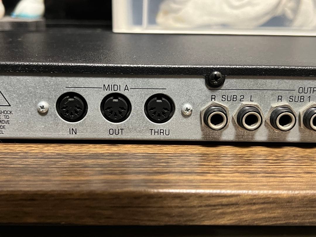 即配送 E-mu Systems Proteus 2000 電源コードセット - メルカリ