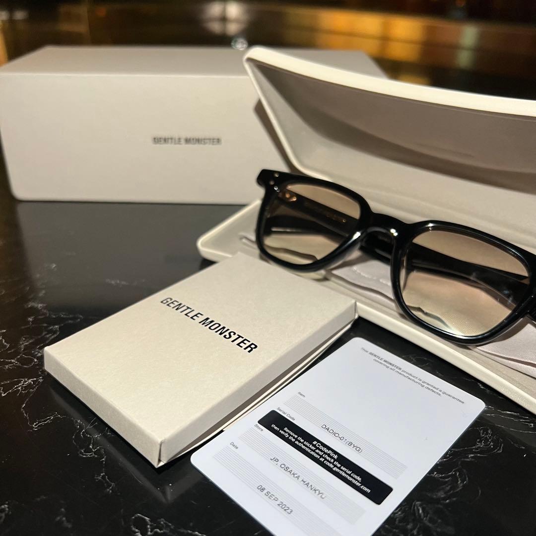 GENTLE MONSTER DADIO 01