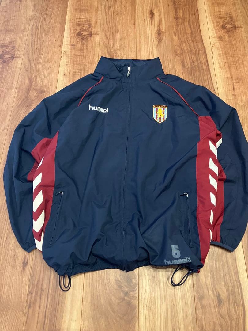 アストンヴィラ hummel ナイロンジャケット DWS 収納フード付 古着