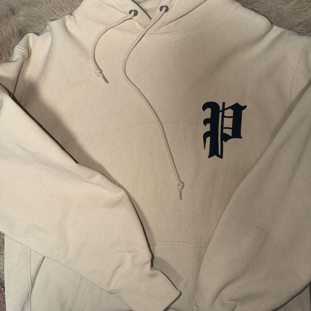 PHATRNK ファットランクXL ベージュ パーカー PHATRNK ファットランクXL ベージュ パーカー - メルカリ