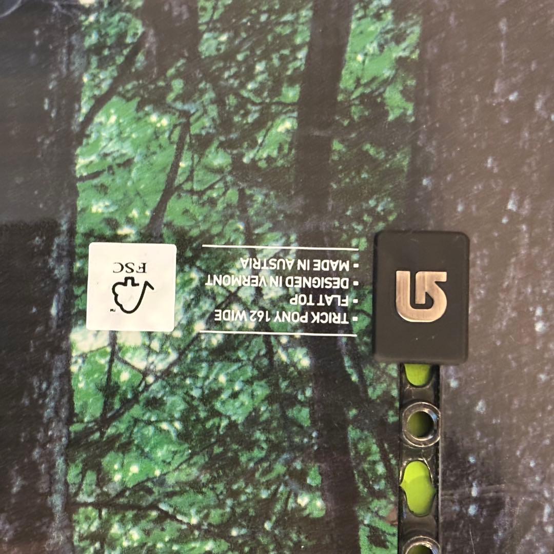 美品】BURTON TRICKPONY 159 パウダーボード - メルカリ