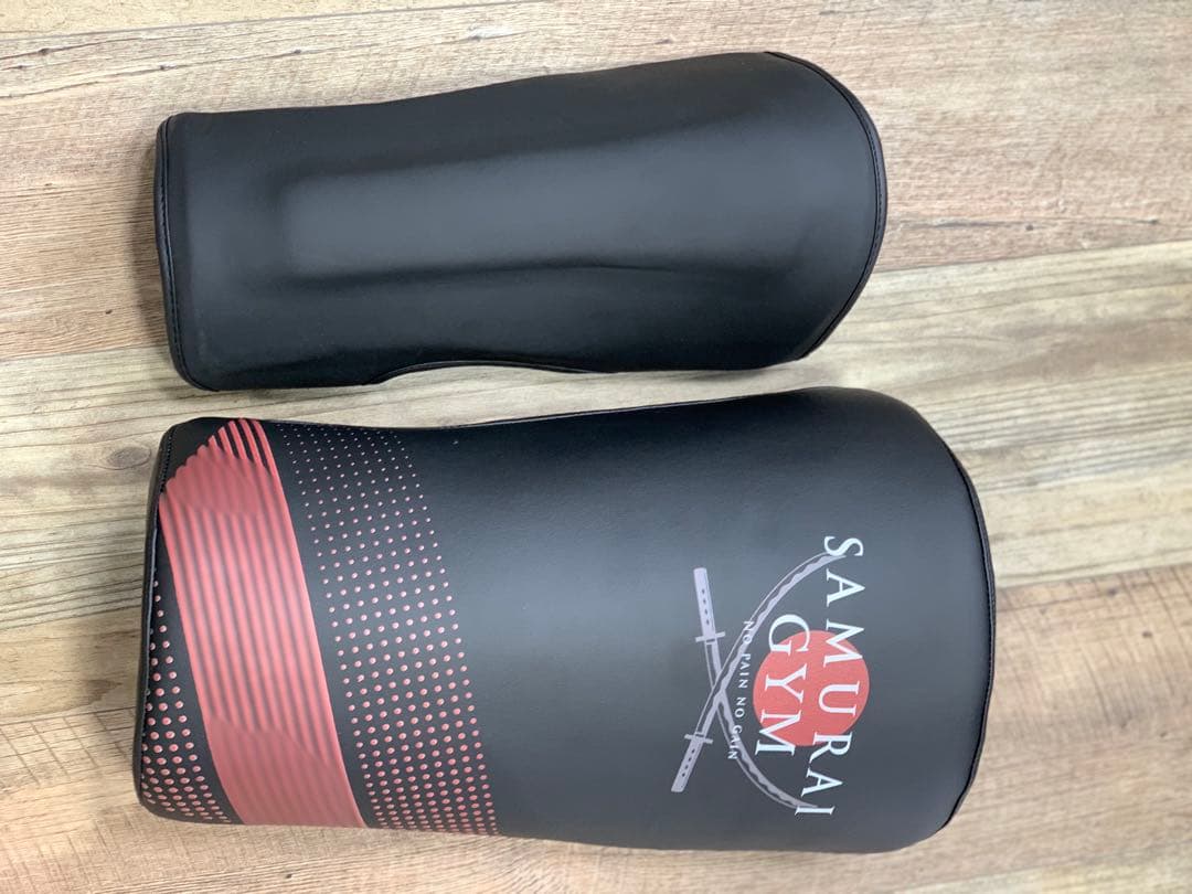 カーフキックミット カーフキックミット ダブル左右利用できます 左右