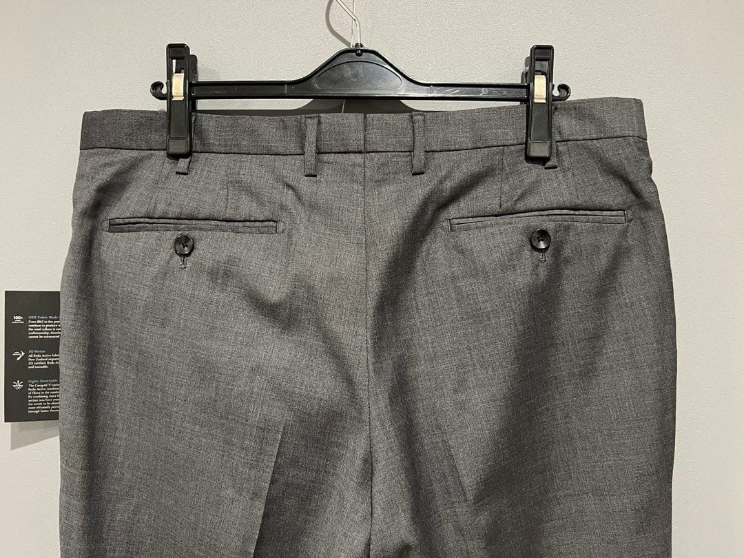 新品未使用 トゥモローランド ウールスラックス REDA イタリア生地 50