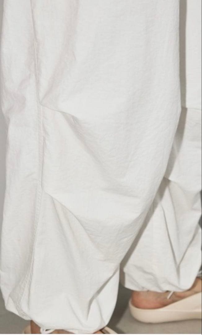 週末限定お値下げ todayful ボーイフレンドナイロンパンツ 38 - メルカリ