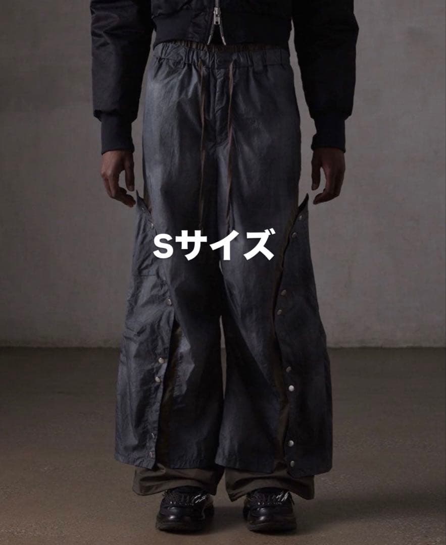 GRANCY グランシー ボタンレイヤードデザインナイロンパンツ Sサイズ