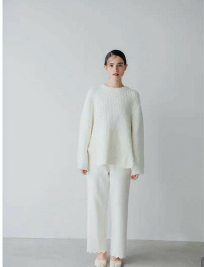 ella_selectshopエラ♡ラウンドヘムニット アイボリー eLLa selectshopラウンドヘムニット