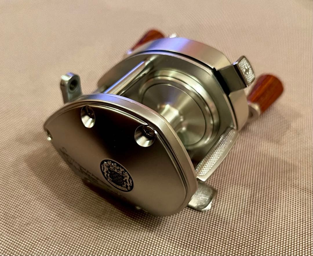 超美品！ ビンテージ シマノ バンタム 100 レア！ - メルカリ