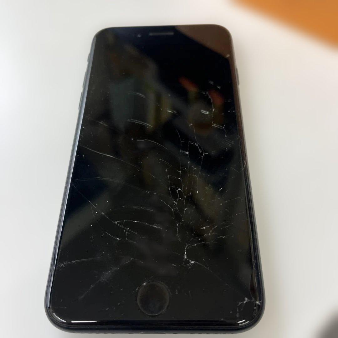 iPhoneSE 128G 第3世代　ジャンク品 当日発送可iPhoneSE 第3世代 128GB Apple版SIMフリー IDありジャンク品