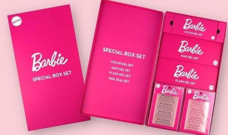 トイズバイアイニティ　バービー　スペシャル　ボックス　セット　新品　未開封 楽天市場】【ギフトバッグ無料】Barbie バービー☆キッズ用バニティ