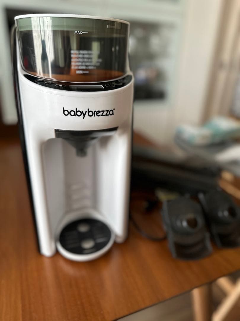 【ベビーブレッツァ Baby Brezza】自動ミルクメーカー／付属品多め Baby Brezza （ベビーブレッツァ） 自動ミルク調乳器ついに2025年11月4
