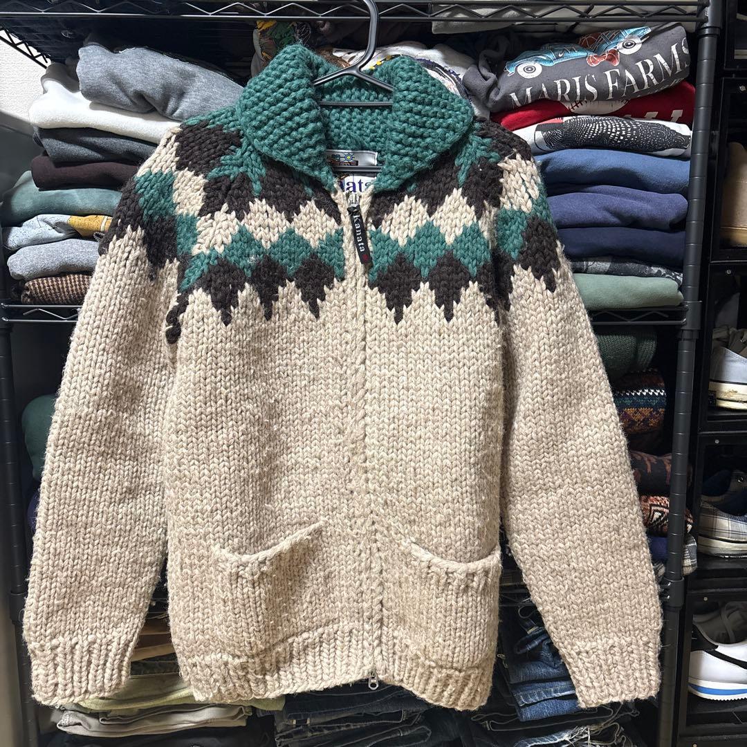 【美品】カナタ　カウチンニット　セーター　ジップアップ　ベージュ　カナダ製　現行 KANATA（カナタ） カナダ製 サンダーバード柄 フルジップアップ