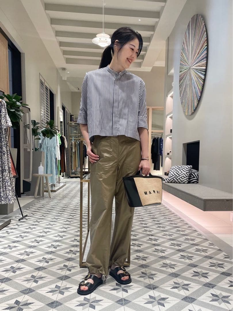 トゥモローランドバッカBACCA シャイニングタイプライターカーゴパンツ