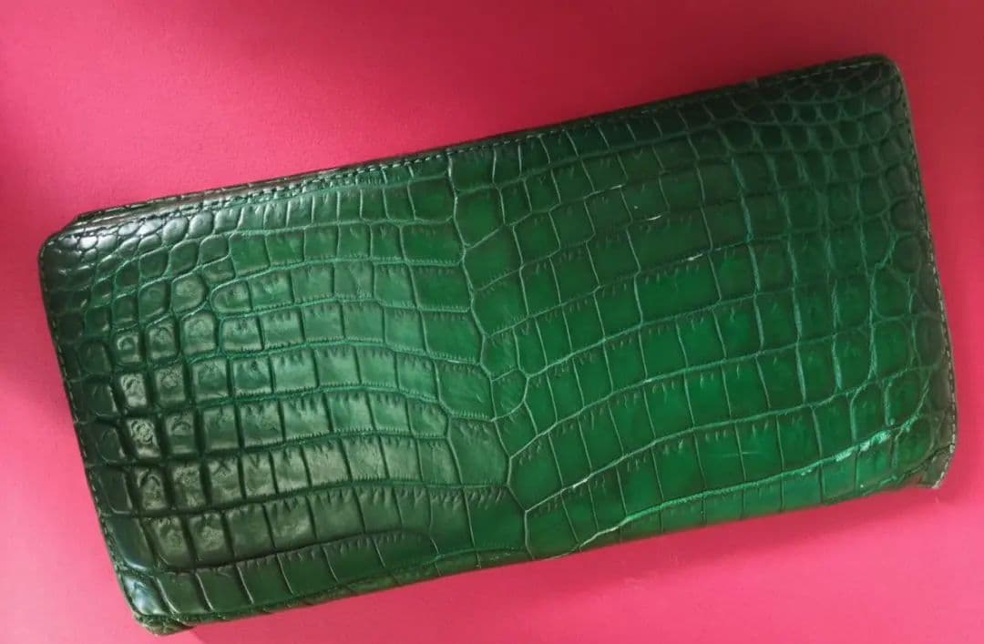 定価11.3万 全面ナイルクロコダイル 長財布 グリーン革芸人日本製 クロコダイル 長財布 シャイニング加工 一枚革 大容量 カード15枚