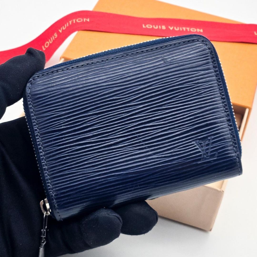 ルイヴィトン ケース エピ ジッピーパース アンディゴブルー A32 ルイヴィトン コインケース エピ ジッピーコインパース アンディゴ