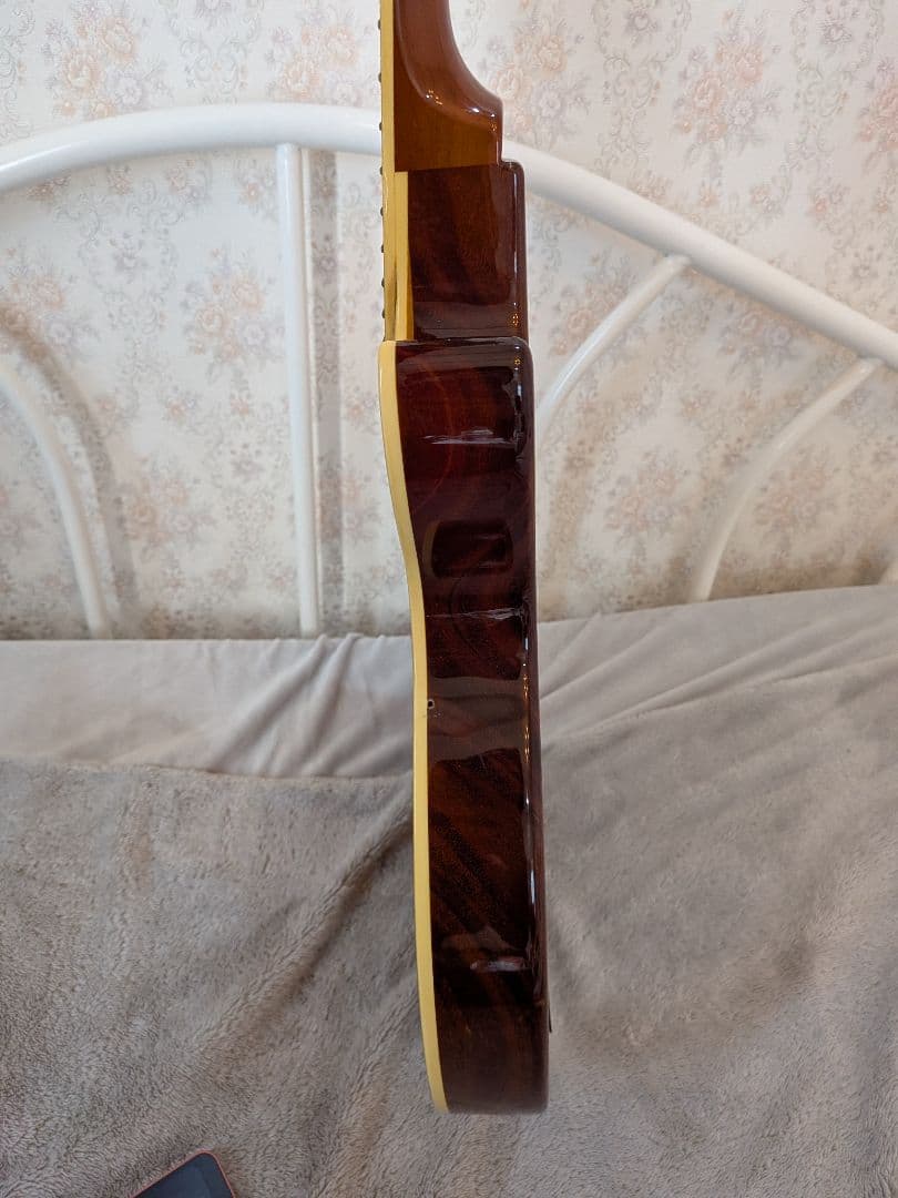 エレキギター ボディ＋ネック ジャンク品 部品取り用（詳細不明