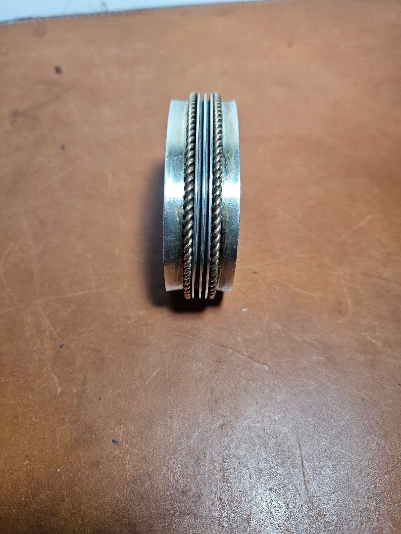 ゆ*う様 レア TOM HAWK 2ライン12KGFツイストロープバングル ナバ