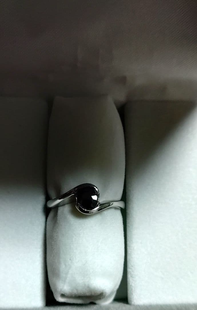 一点物 ロシア産 天然アレキサンドライト 0.69ct Pt900 鍛造製法