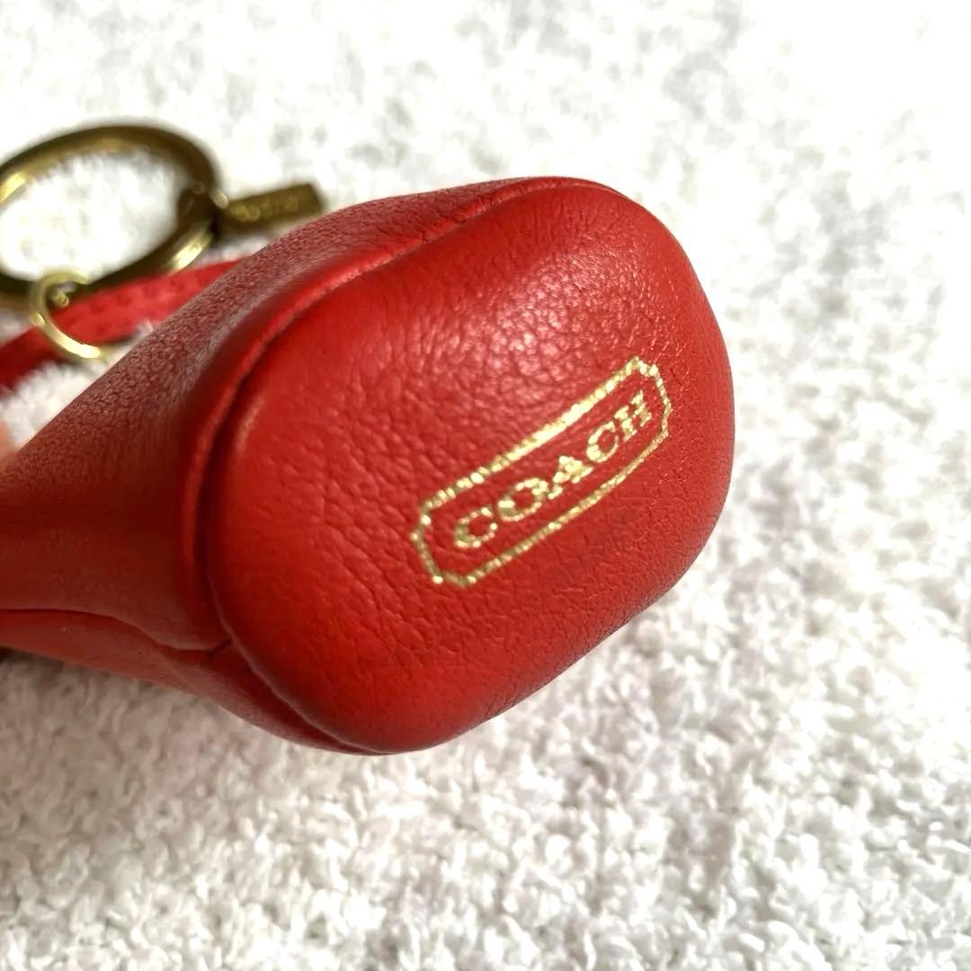 コーチ レザー レッド ミニ小物入れ タッセル付き キーチャーム COACH