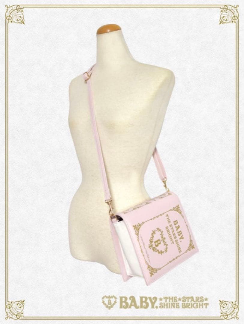 ファッションショー　2026ノベルティ ブラウン×ブラック──ファッションのルールを更新する、2026年の最旬