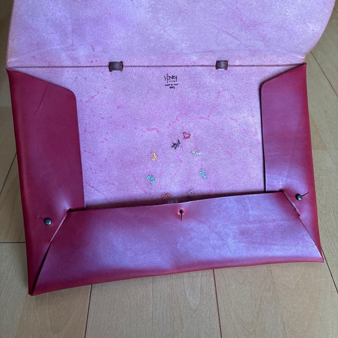 アンリクイール 書類入れ