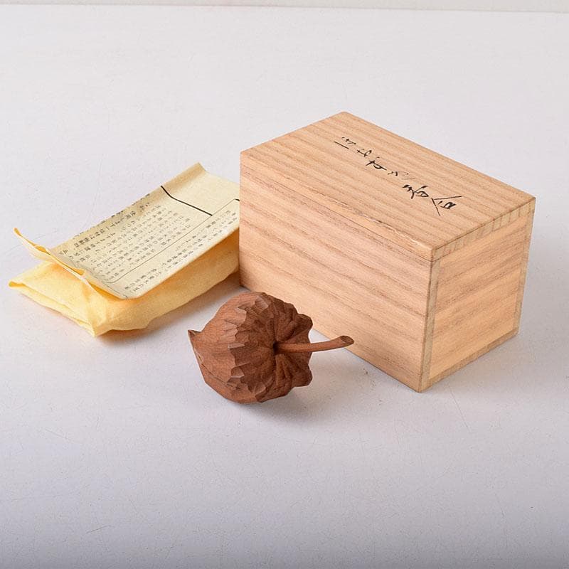 ぽぽっち　津田亮友造　飛騨高山　一位一刀彫ほおずき香合　共箱　V　7904 ぽぽっち様専用 津田亮友造 飛騨高山 一位一刀彫ほおずき香合 共箱 V