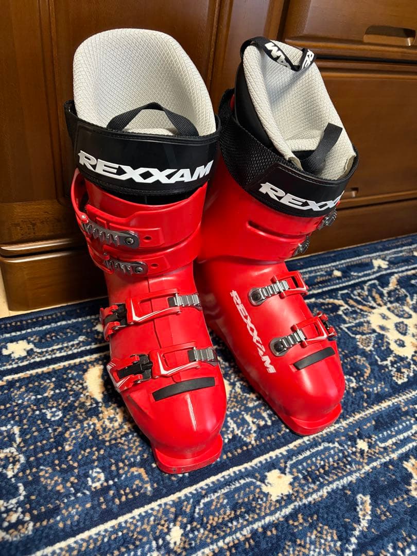 REXXAM MAX 100 スキー用ブーツ 使用日数10日ほど!状態良 REXXAM MAX 100 スキー用ブーツ 使用日数10日ほど!状態良 REXXAM MAX