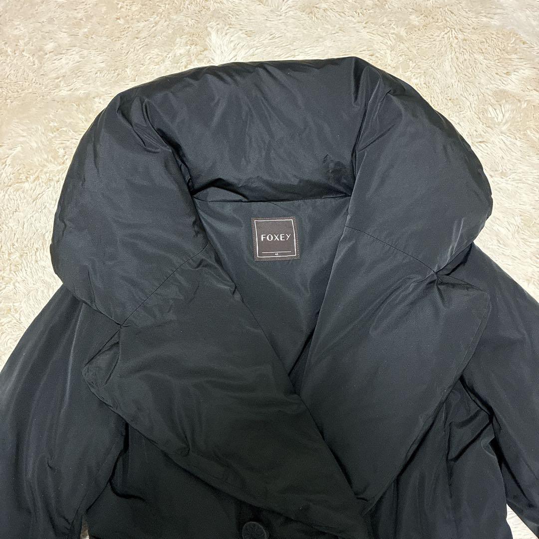 近年モデル】フォクシー ダウンジャケット ダブル くるみボタン 女優襟 M