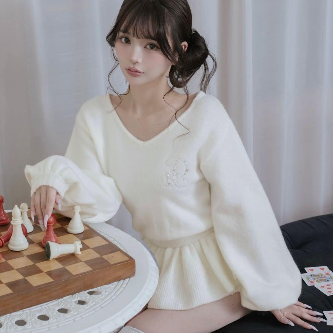 darich ぺプラムVネックニットトップス ぺプラムVネックニットトップス – Darich (ダーリッチ)