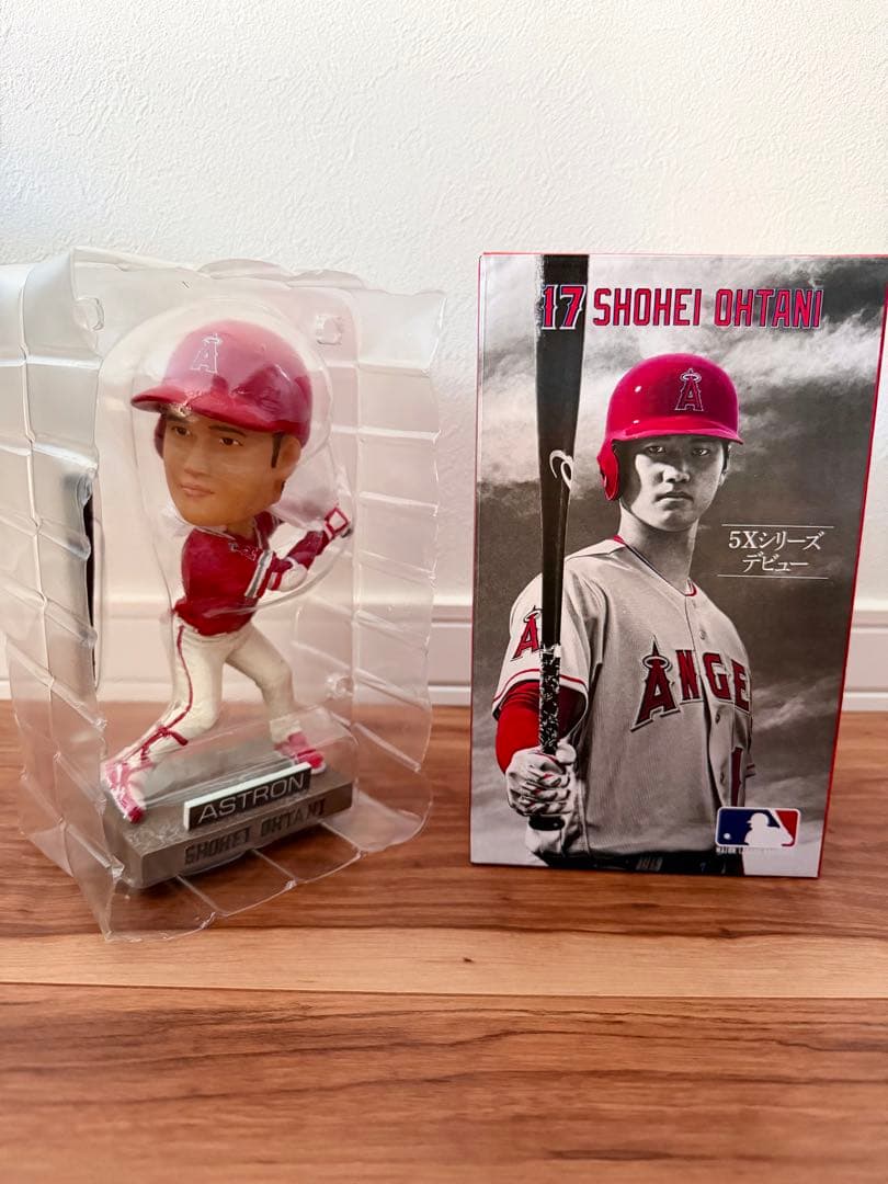 非売品・新品】大谷翔平 エンゼルスセイコー アストロン ボブルヘッド