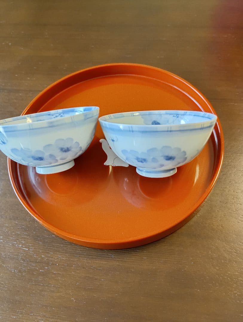 青と白の花模様飯碗2個セット - メルカリ