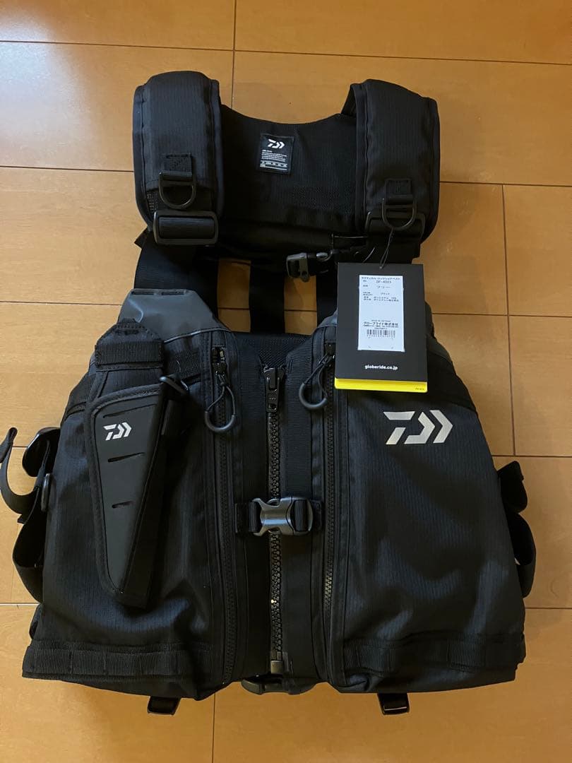 ダイワ ライフジャケット DF-4023 タクティカルロックショアベスト ダイワ ライフジャケット DF-4023 タクティカルロックショアベスト