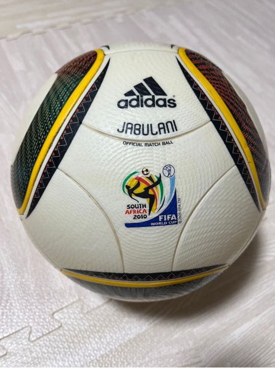 2010年W杯公式球 ジャブラニ - メルカリ