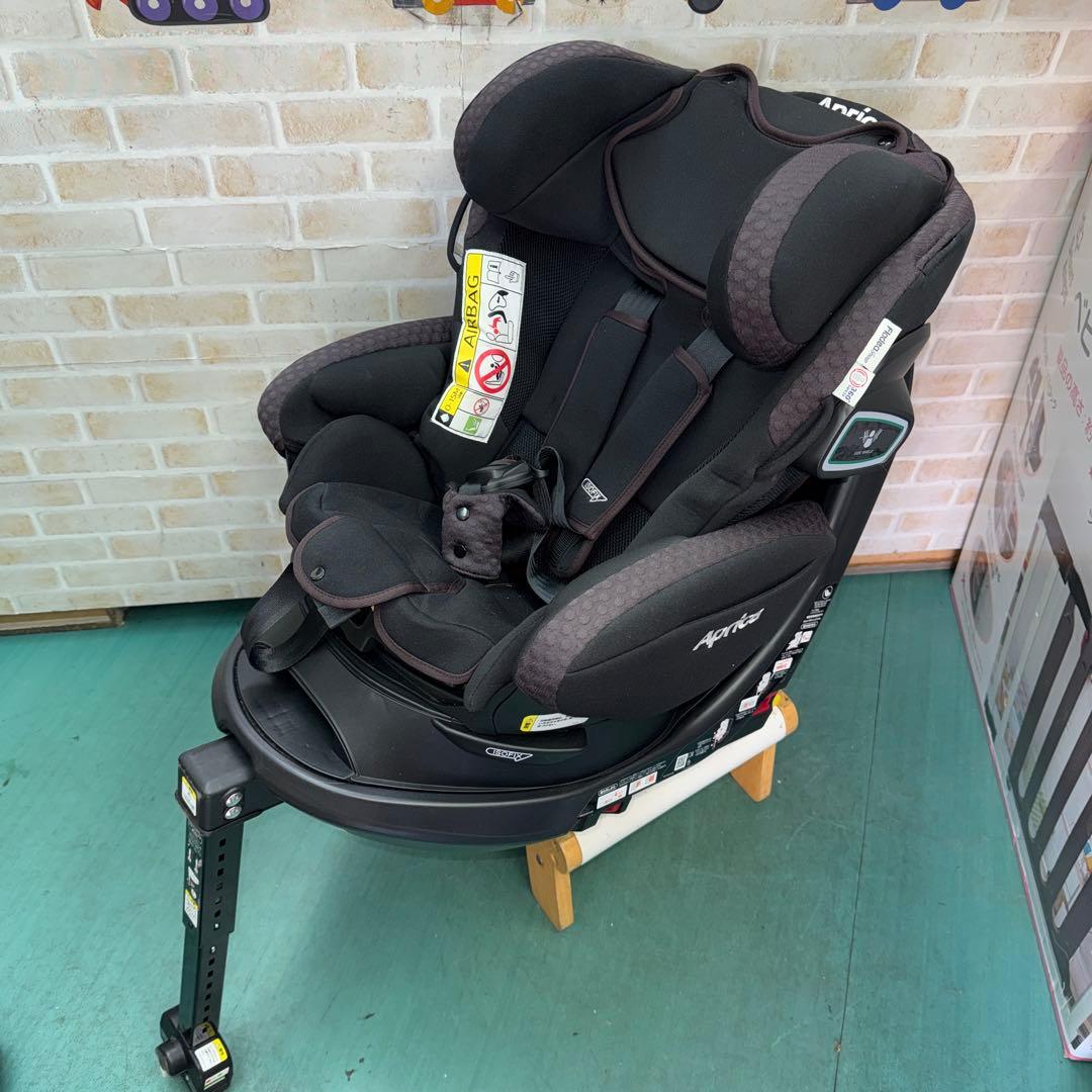 アップリカ　チャイルドシート フラディアグロウ isofix360°セーフティ フラディア グロウ ISOFIX 360°セーフティー AB | ベビーカー