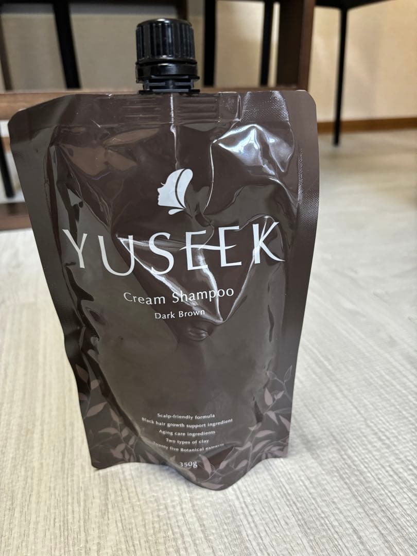 ユーシーク ダークブラウンユーシーク クリームシャンプー ダーク