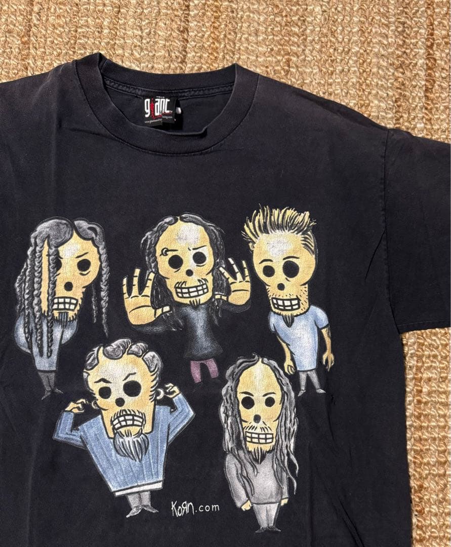 【2000年代】Korn ビンテージＴシャツ Vintage Korn T-Shirt 2000 Nu Metal Rap Goth Band Sick Twisted Tour