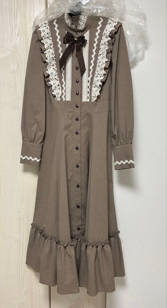 イノセントワールド バラレースフリルワンピース モカ Mサイズ