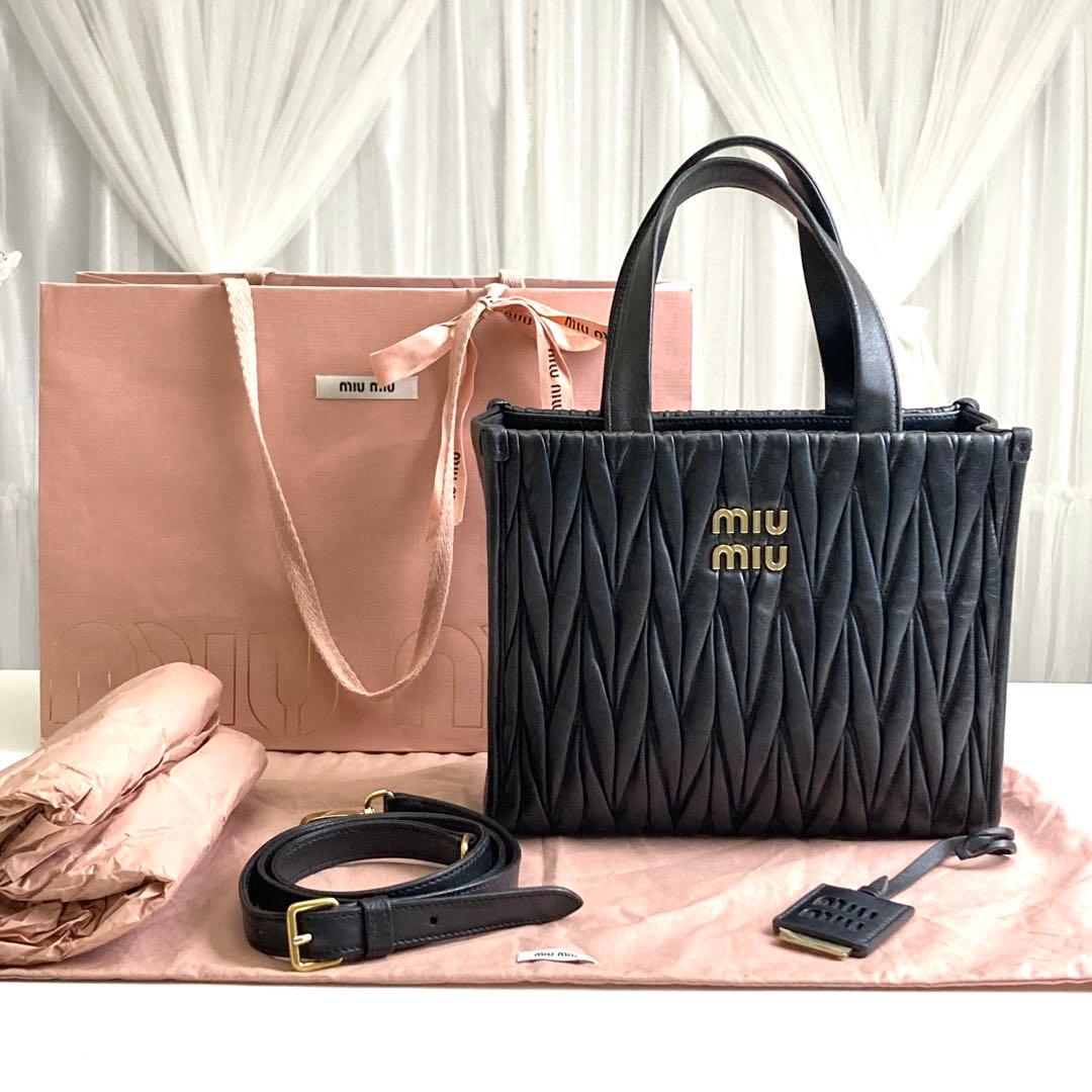 定価28万円】miumiu 新ロゴ マテラッセ レザー トートバッグ 2way