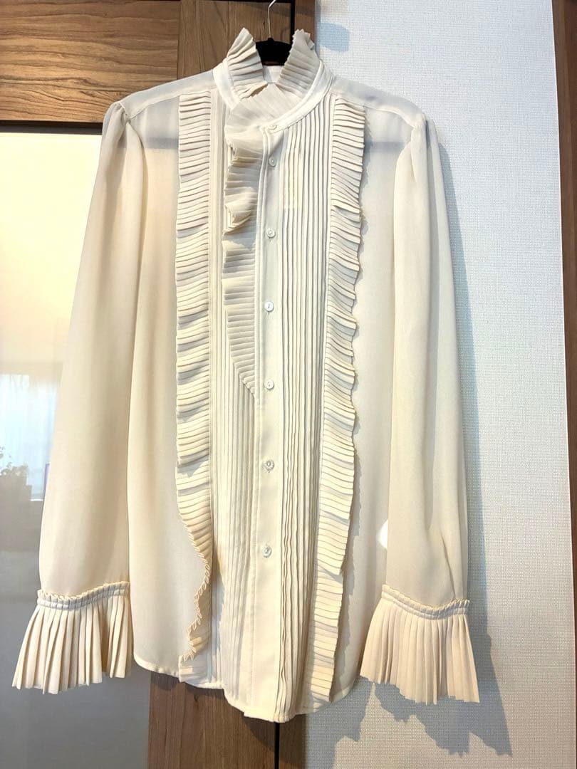 ポロラルフローレン フリルシャツ　美品 2026年最新】ラルフローレン フリルブラウスの人気アイテム - メルカリ