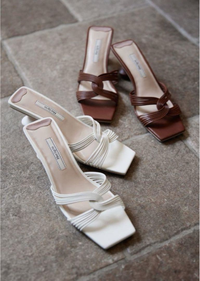 【箱と巾着袋付き】herlipto Cross strap Mules 38 Carina Cross Strap Mule Black | Nisolo