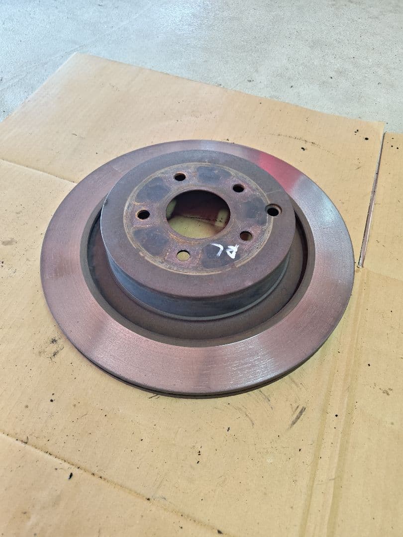 曙ブレーキ V37純正 4pot/2pot 1台分 - メルカリ