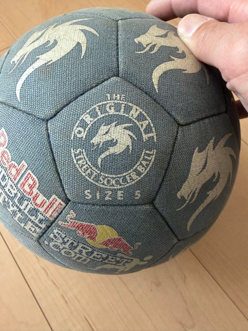 MONTA Red Bull ストリートサッカーボール - メルカリ