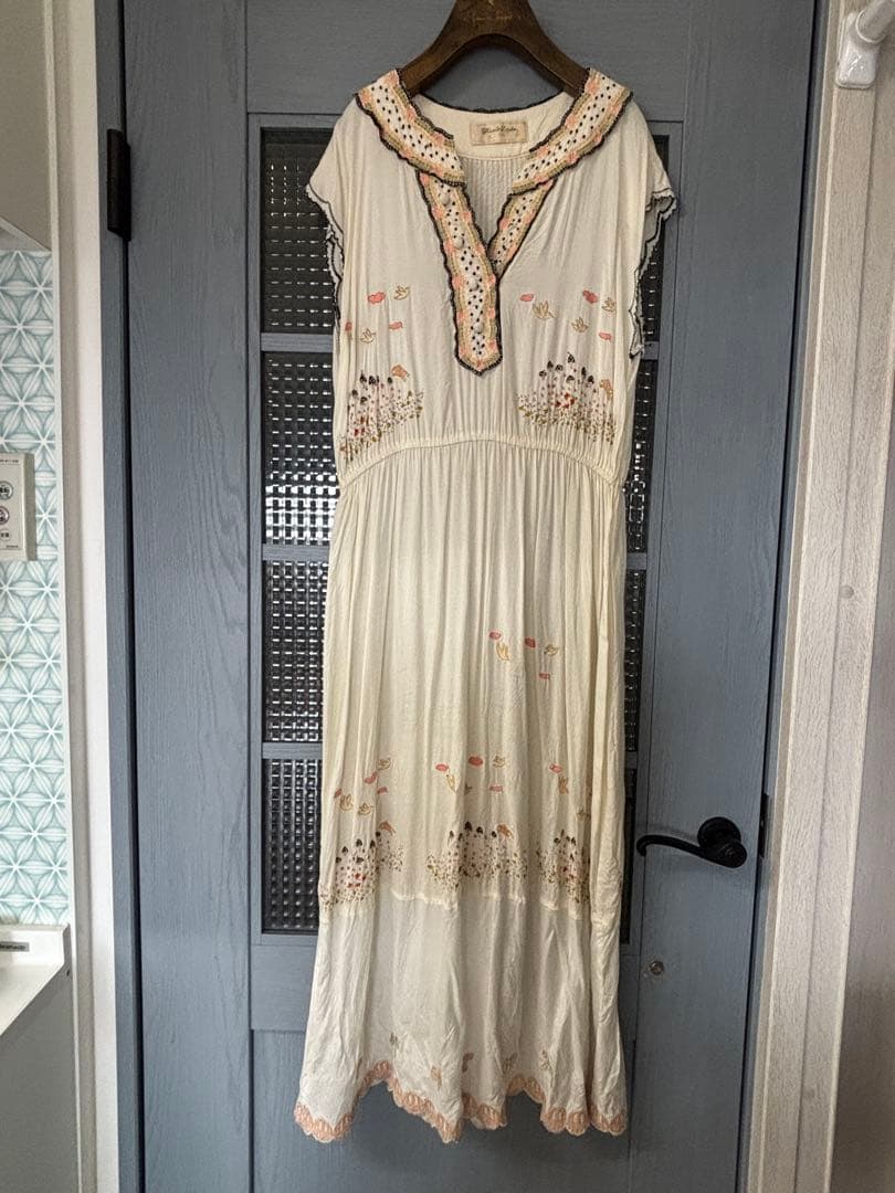 yukiemon リメイク刺繍ワンピース フランシュリッペ - メルカリ