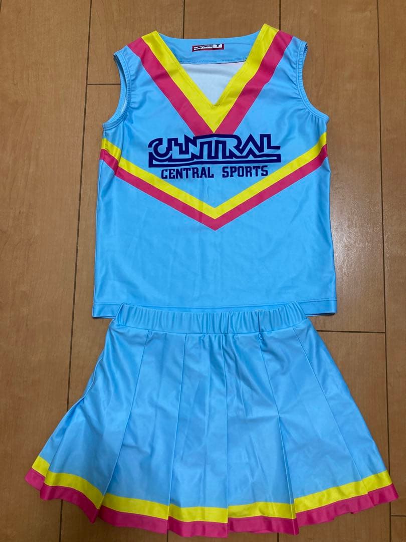セントラルスポーツ チアユニフォーム Sサイズ - メルカリ