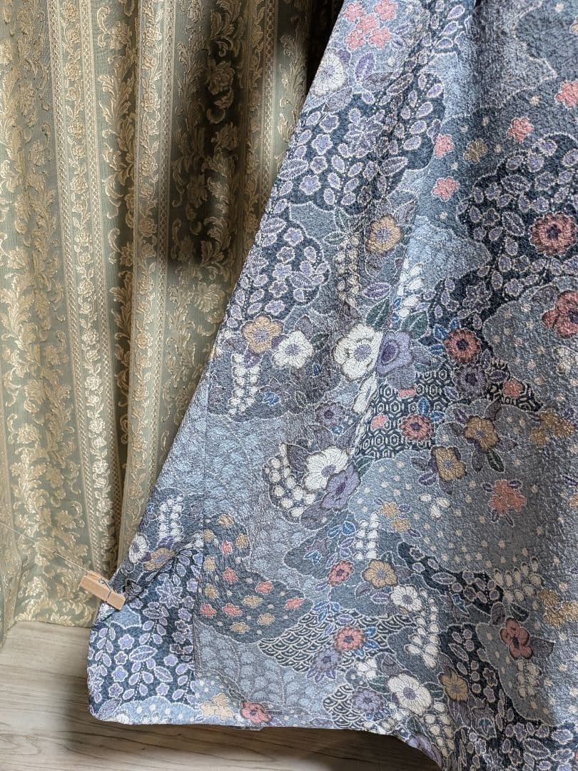 A217着物リメイク辻が花Aラインワンピース☆リボン・ブローチ - メルカリ